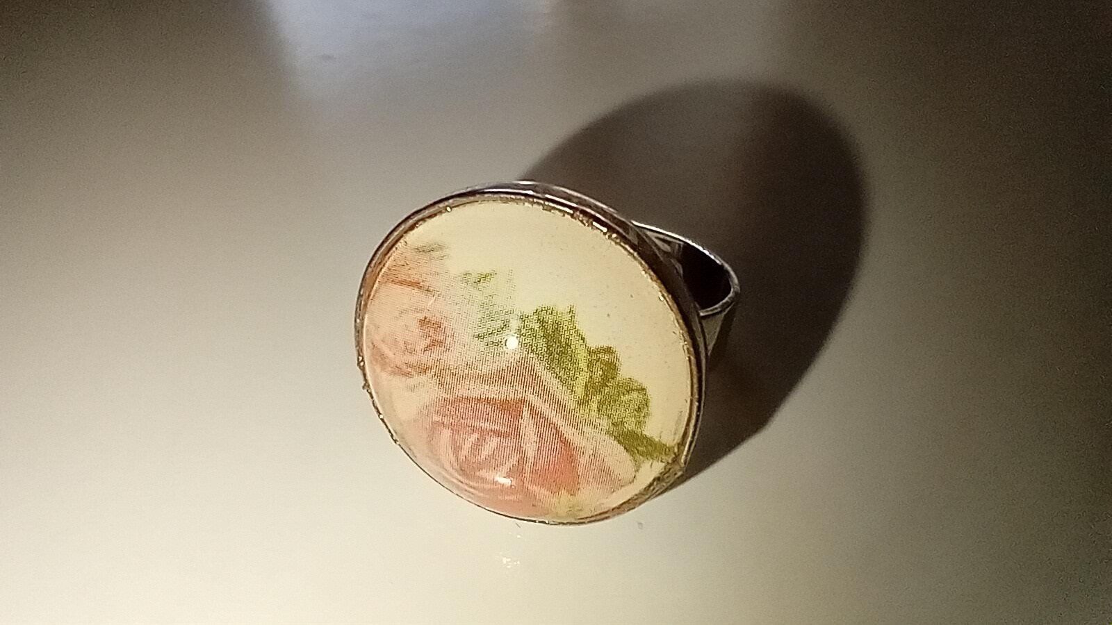 Anelli: Vintage Ring Modeschmuck Rose – Usato da Salez venduto da Robe12 3