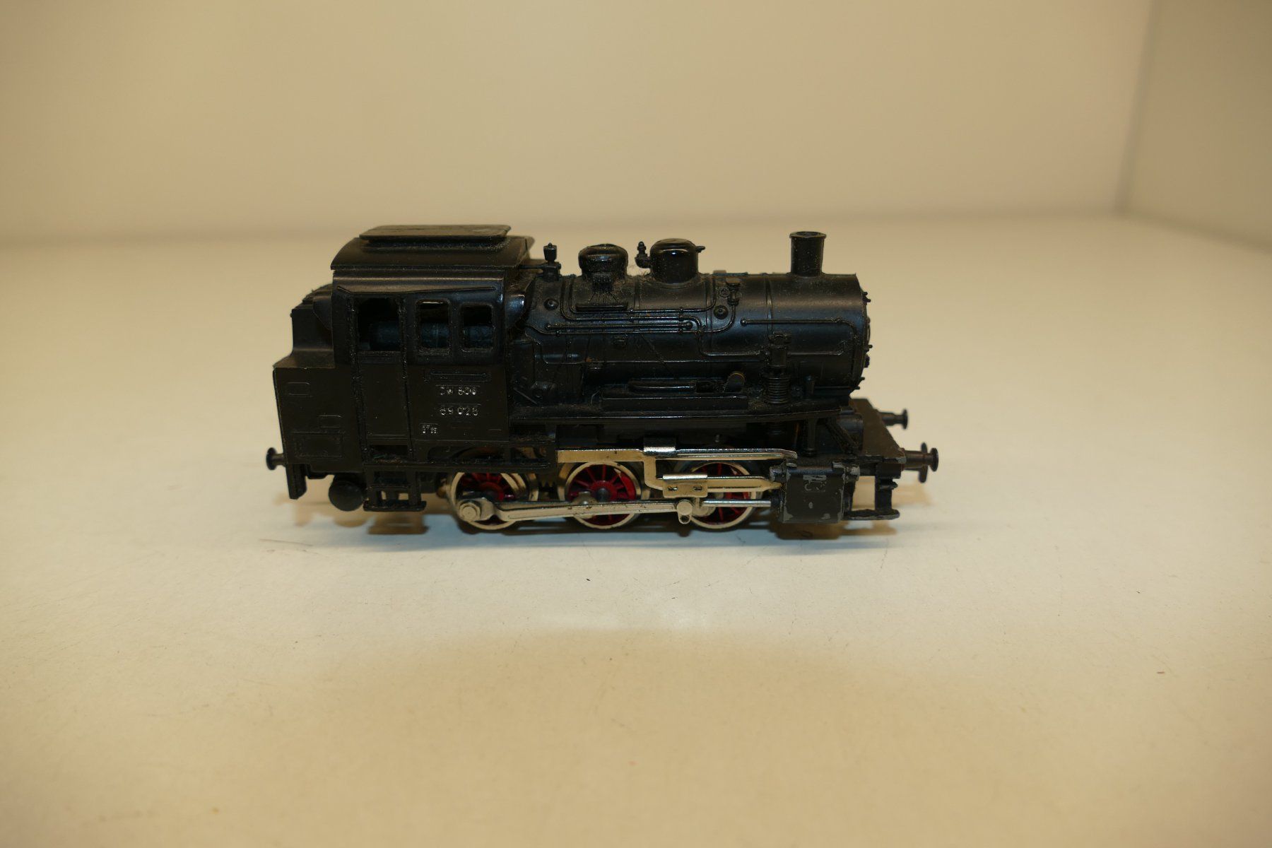 Märklin Trains électriques: Märklin H0: DB Tenderdampflok BR89 – D'occasion à Niederhasli par rail-duerst 3