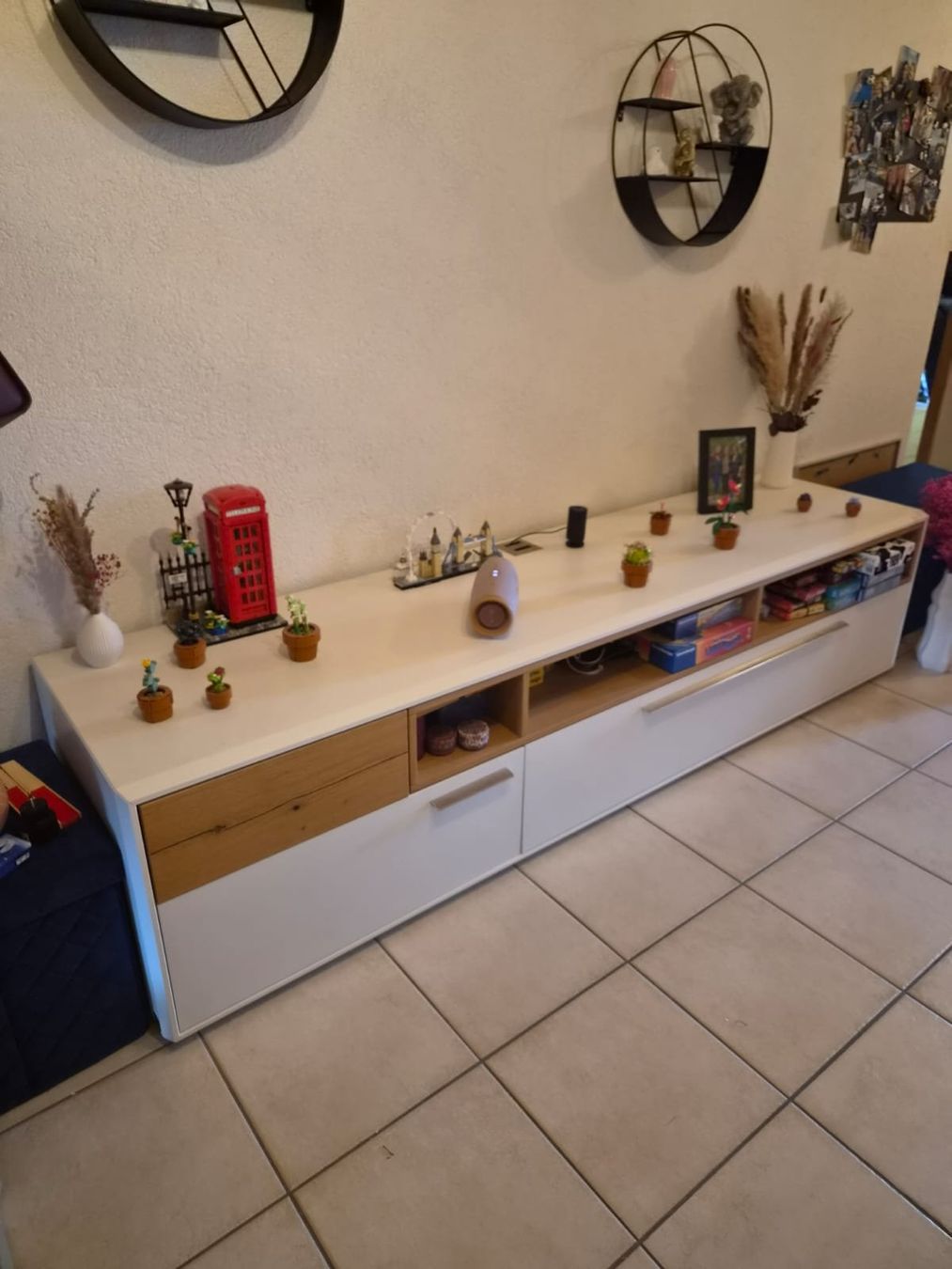Meubles TV: Medienboard Holz / Weiss – D'occasion à Uttigen par Vanessa1931
