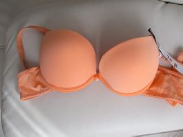 Neuer push up  Vollschalen BH