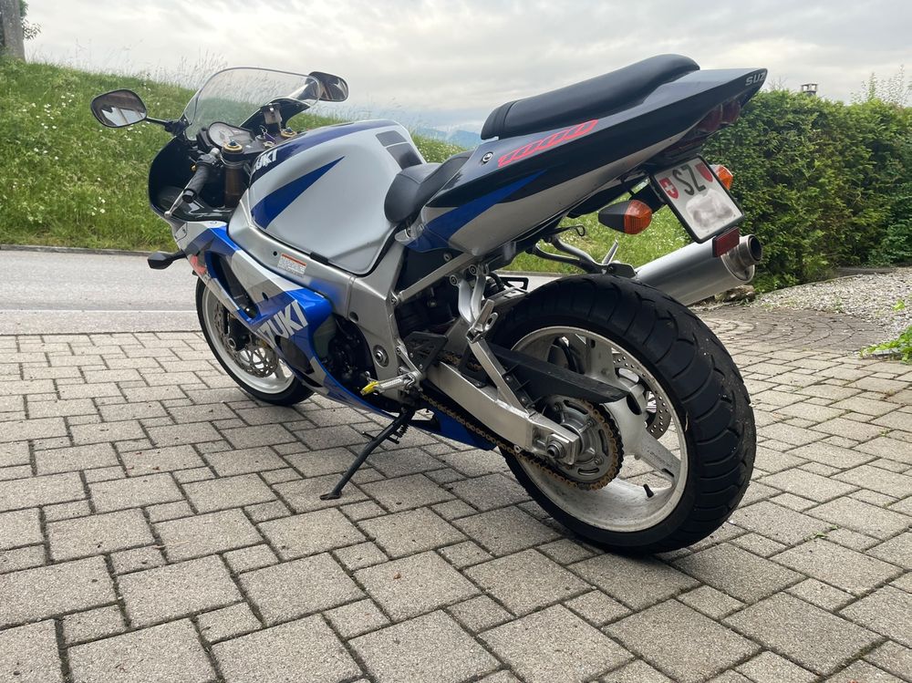 Suzuki Strada: Suzuki GSX-R 1000, Jahr 2002, Top Zustand – Usato da Wangen SZ venduto da cra_75wl 1