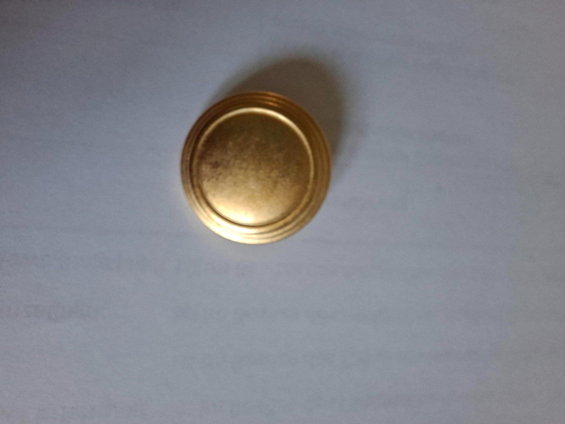 Bottoni: goldener Kunststoff Knopf 2.0cm – Nuovo e nell'imballaggio originale da Grabs venduto da Windancer