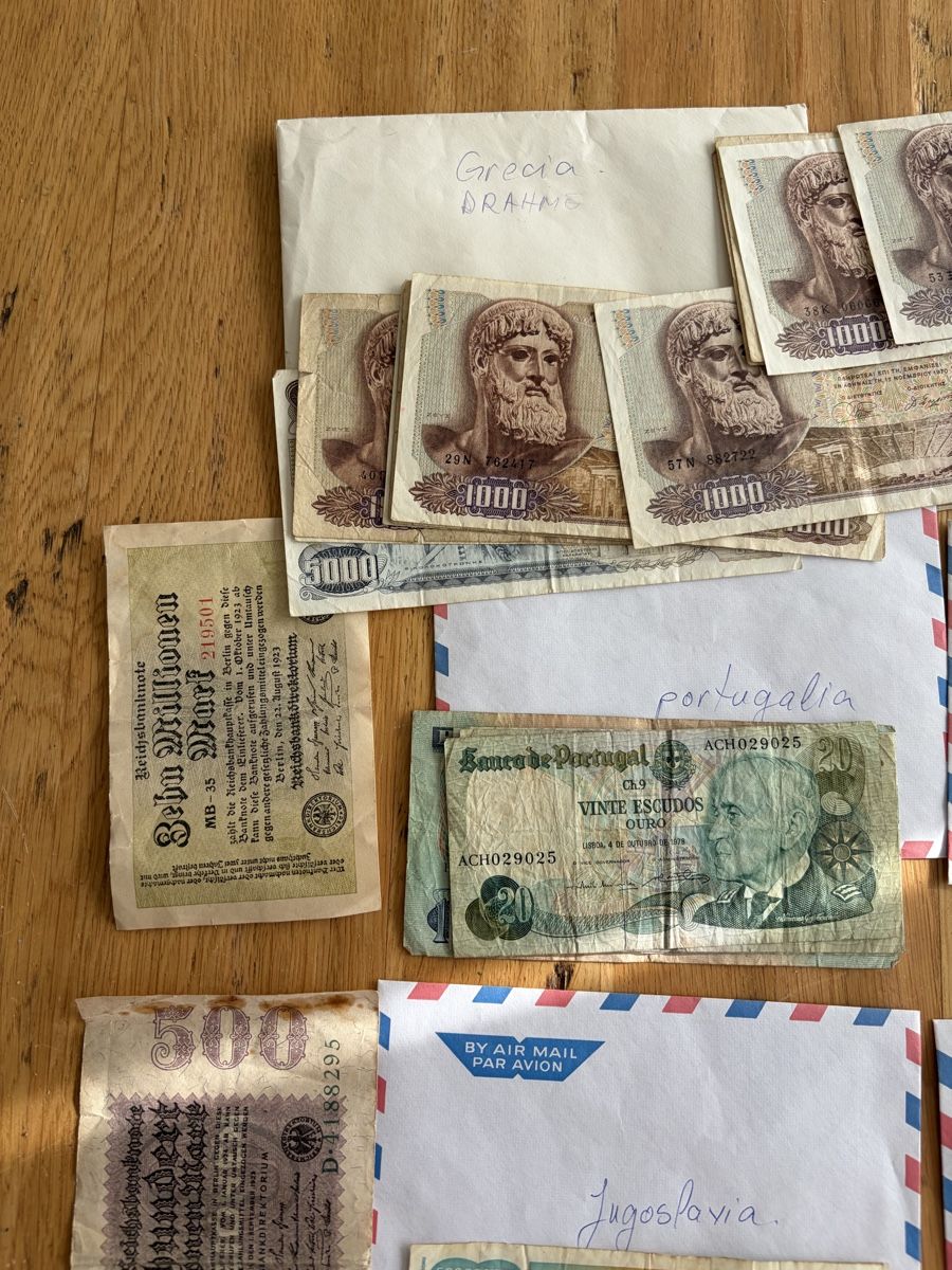 Banknoten: Lot de divers billets de pays différents  – Gebraucht aus Echallens von JAR69 4