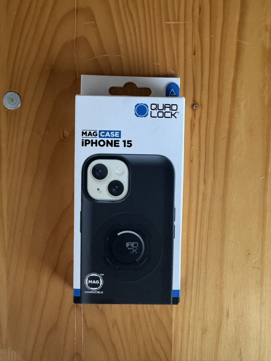 Covers & Schutzfolien: Quad Lock MAG Case iPhone 15 – Gebraucht aus Seewen SO von van_vz5n