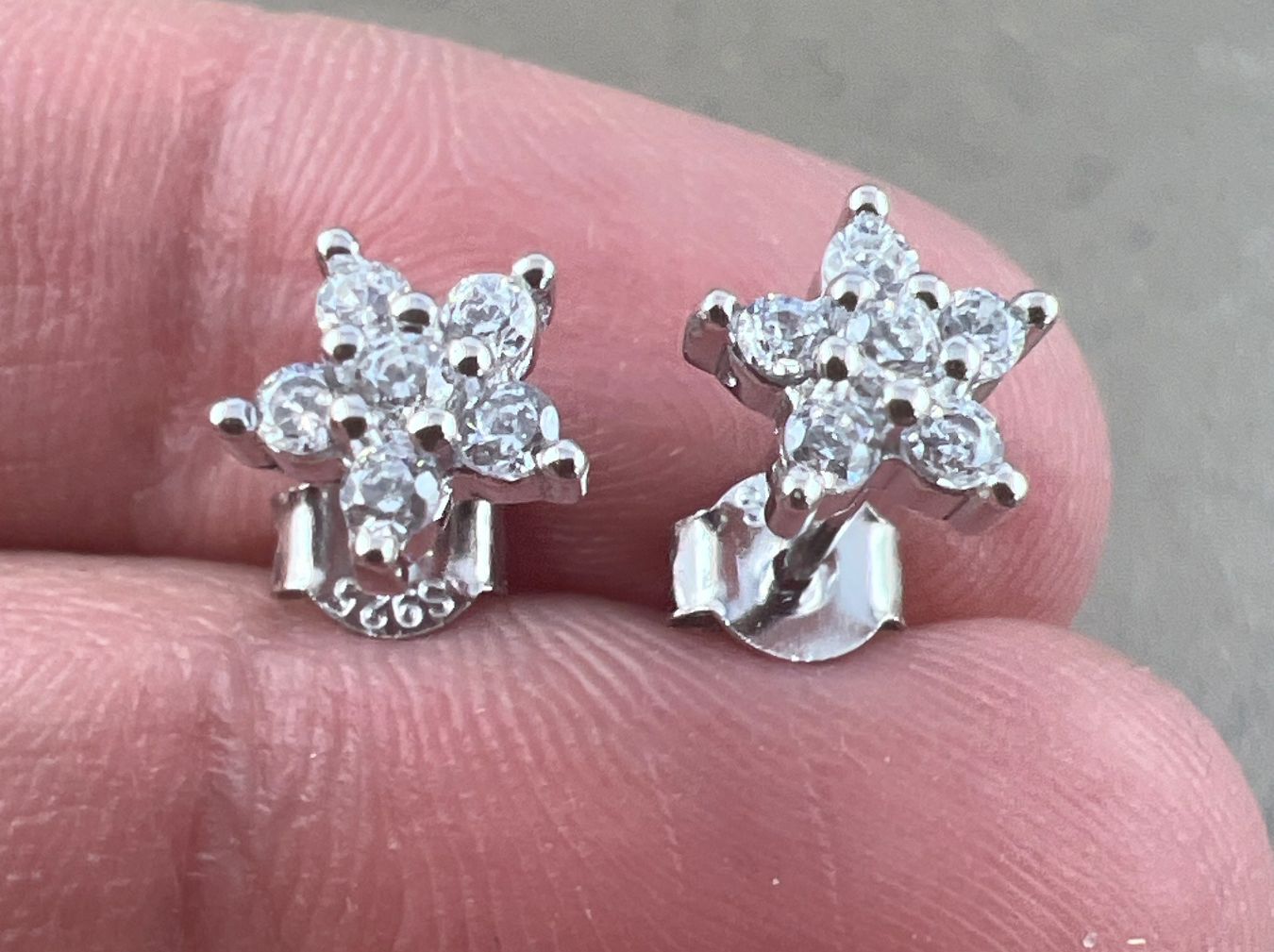 Ohrringe & -stecker: Ohrstecker 925 Silber – Gebraucht aus Niederuzwil von leo_8857