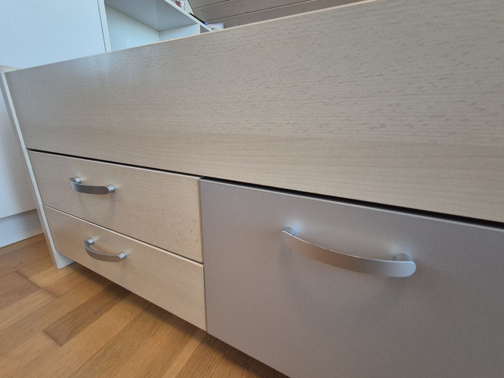 Letti: Bettgestell mit 5 Schubladen und Lattenrost 97x202cm – Usato da Büttikon AG venduto da markus.merz 2