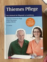 Thiemes Pflege Lehrbuch 12. Auflage guter Zustand