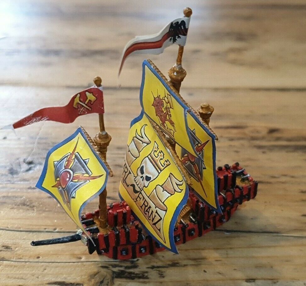 Kit di modellismo & Modellini statici: Warhammer - Man O' War - Imp Grossschiff – Usato da Biberstein venduto da Lou13lou
