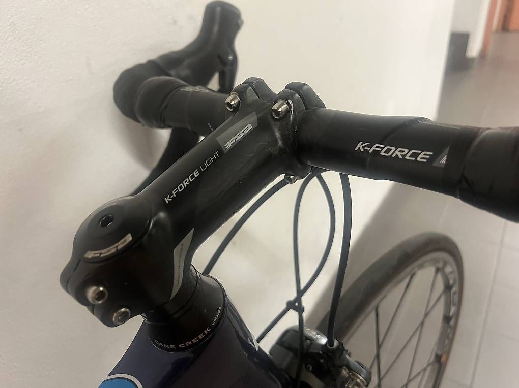 Biciclette: Specialized Tarmac taille 54  – Usato da Versoix venduto da sad_2cl8 6