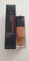 Shiseido Synchro Skin Radiant Lifting SPF 30 420 Bronze 
