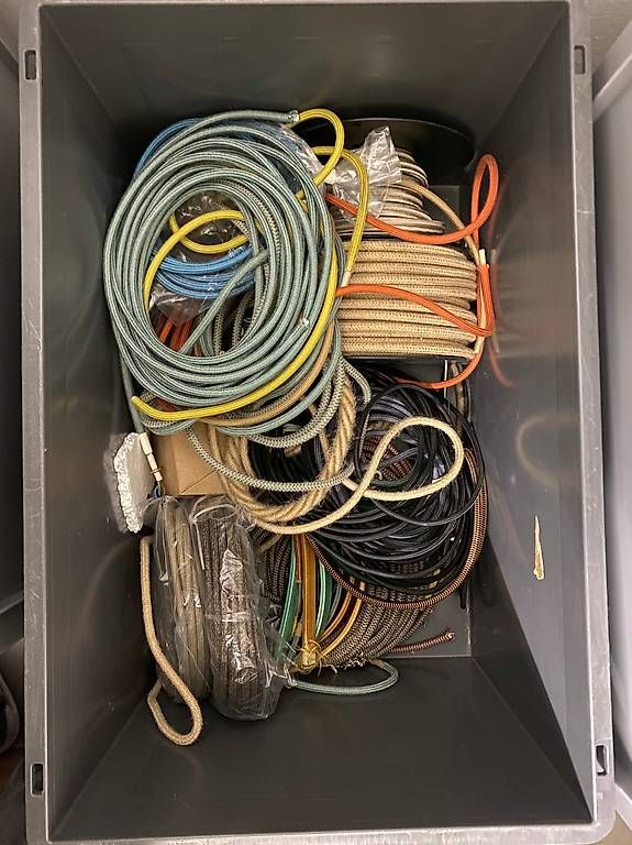 Kabel: Textilkabel (Stoffkabel) diverse Farben – Gebraucht aus St. Gallen von Eric-Olaf