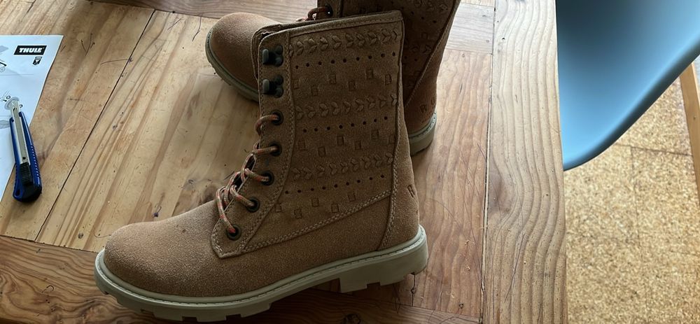 Neue Roxy Wildleder Stiefel Gr. 40 2