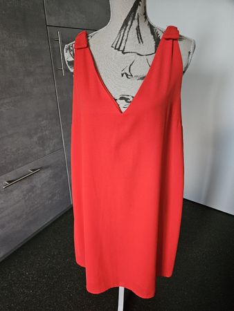 Sommerliches VILA Kleid rot, Gr. 42, top Zustand 