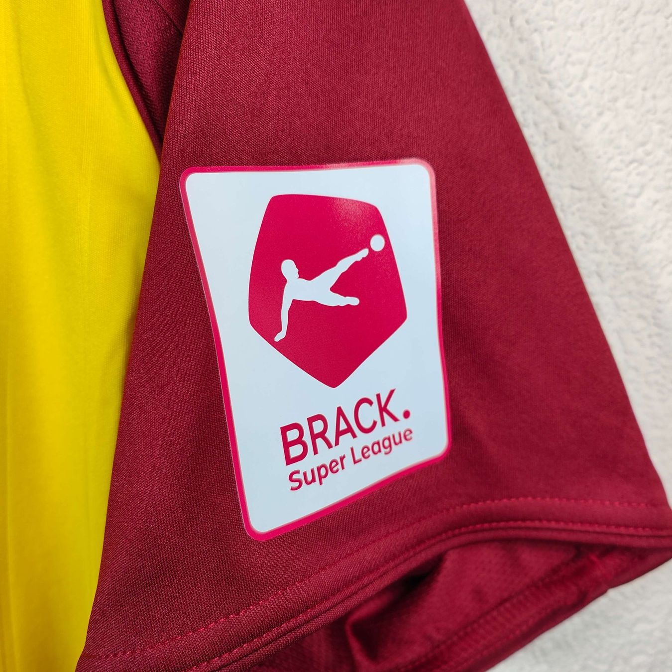 Adidas Canottiere & Pantaloni: Original 2025-26 Servette Third Trikot Ayé – Usato da Martigny venduto da eternalpitch 2