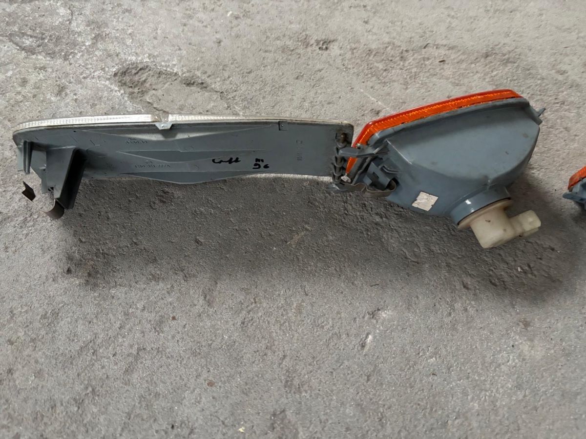 Volkswagen Tutti pezzi di ricambio auto: Vw Golf 3 jg 1994 Blinker, Frontblinker – Usato da Engelburg venduto da tho_lv8y 1