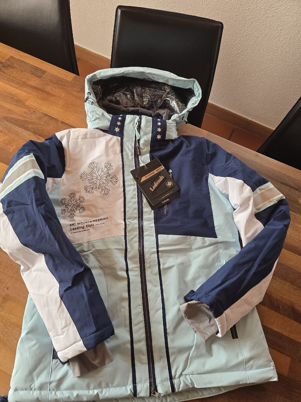 Completi, tute sportive e funzionali: Skijacke und Skihose – Nuovo e nell'imballaggio originale da Ellikon an der Thur venduto da jea_px7p 1