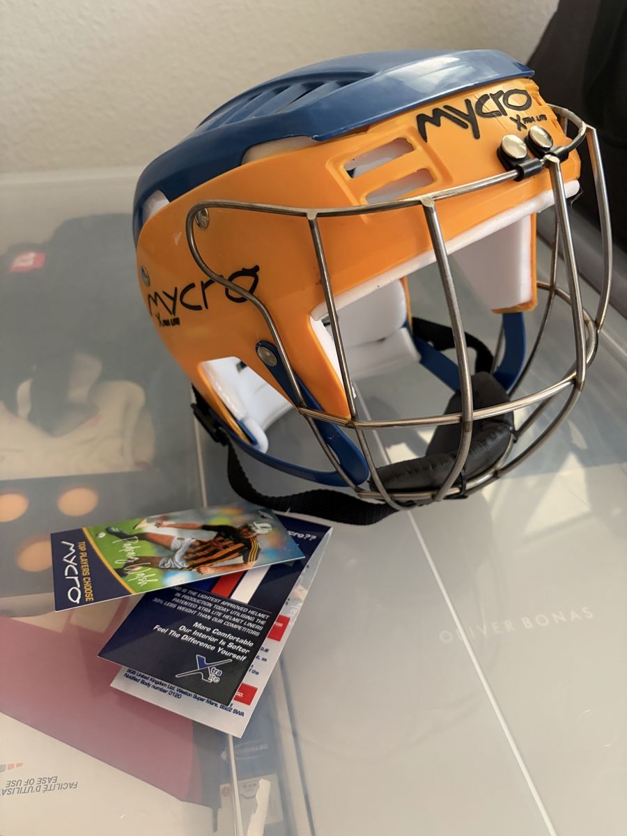 Helme: Hurling helmet - New  – Neu (gemäss Beschreibung) aus Riehen von ian_zl6t