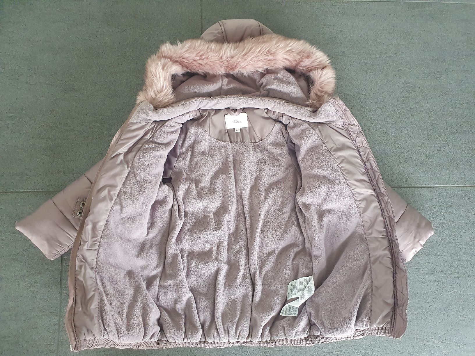 S.Oliver Giacche & Cappotti: Kinderjacke grösse 104 Marke S.oliver – Usato da Altendorf venduto da caj_hry2 2