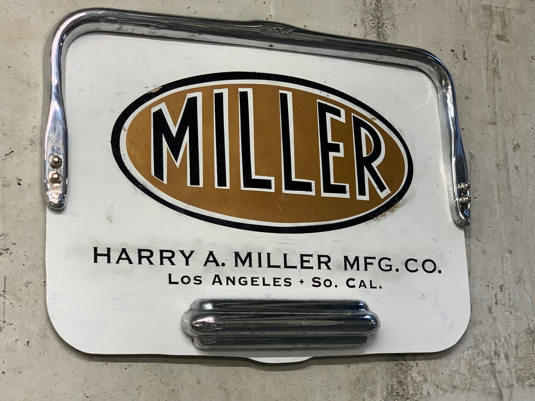 Ford Tutti pezzi di ricambio auto: Oldtimer Ford Grill Guard by Lincoln, Miller Garagentafel – Usato da Ottikon venduto da Hogdog