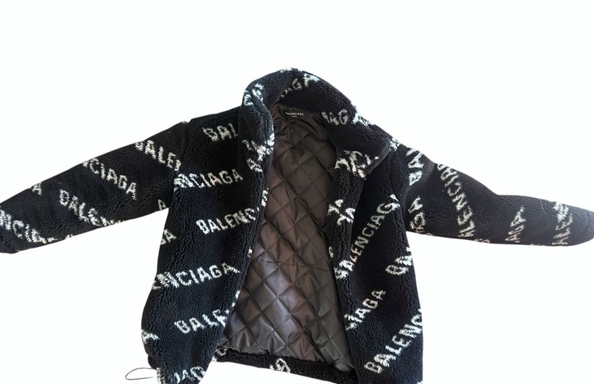 Balenciaga Giacche: Balenciaga Fleece Jacket – Nuovo (secondo la descrizione) da Winterthur venduto da goo_59mx