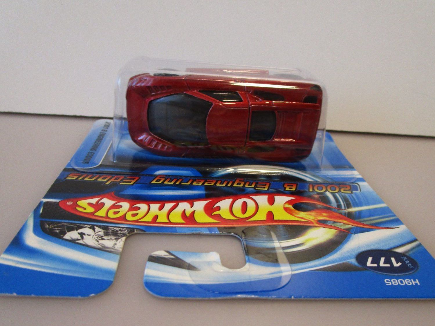 Hot Wheels Modellini d'auto: HOT WHEELS 2001 B ENGINEERING EDONIS - H9085 – Nuovo e nell'imballaggio originale da Chêne-Bourg venduto da breno56 3