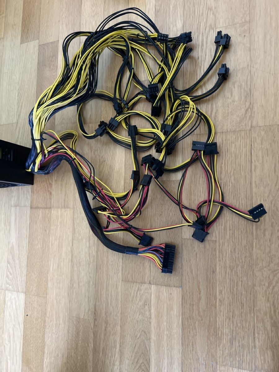 Elektronikbauteil: Alimentation PC 2000W -ATX – Gebraucht aus Clarens von frolien 1