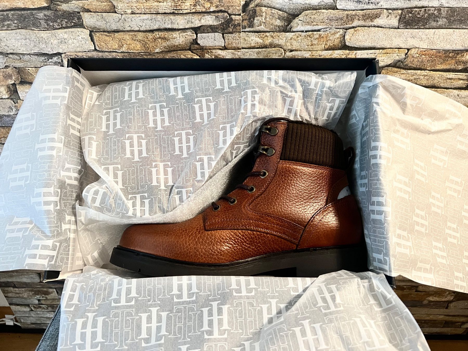 Tommy Hilfiger Scarpe da uomo: Tommy Hilfiger Warm Corporate Gr. 41 – Nuovo e nell'imballaggio originale da Bern venduto da No1e 8