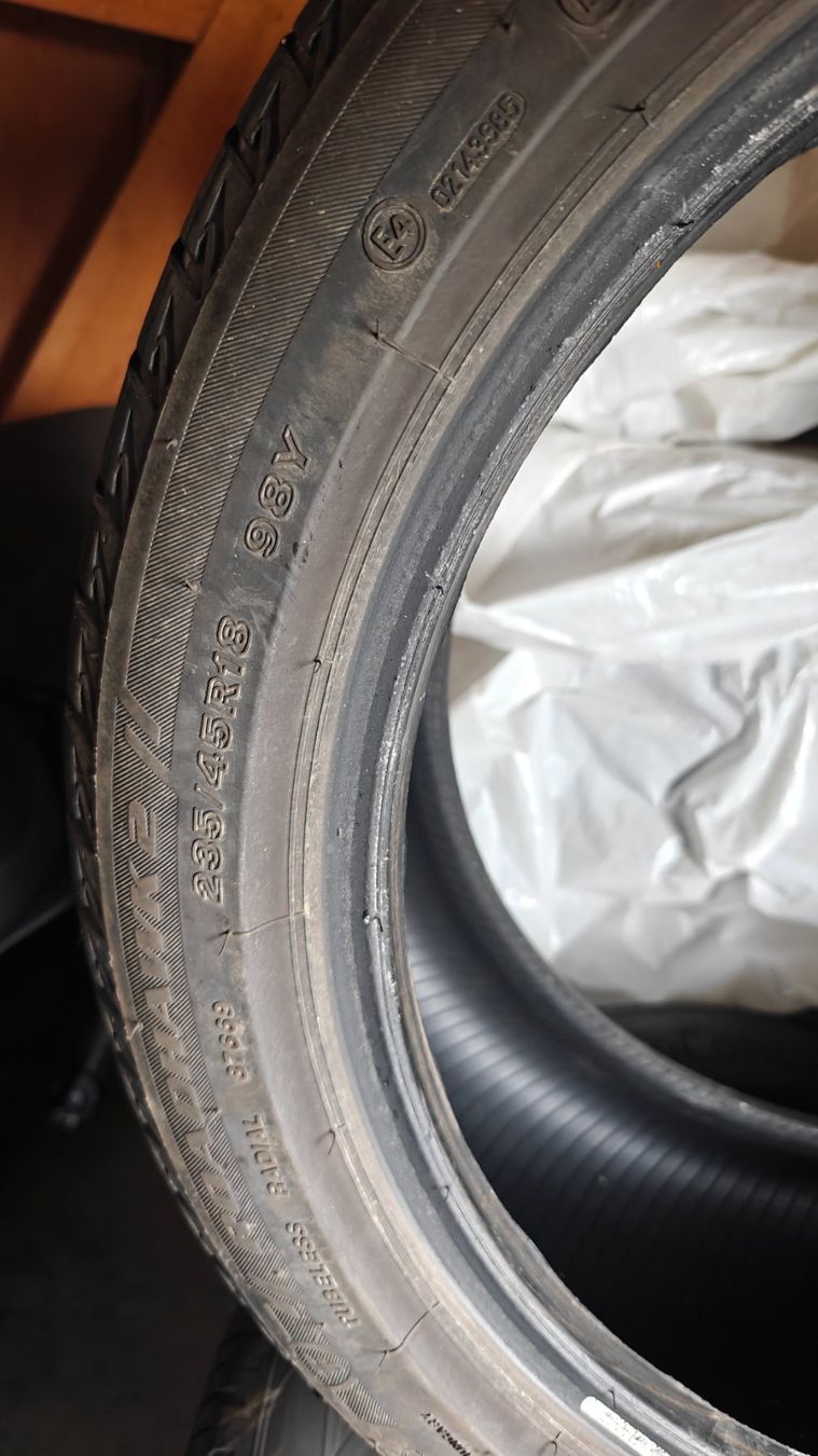 Firestone Pneumatici & Ruote complete: Firestone roadhawk 2 235 45 R18 – Usato da Boll venduto da Matthias2001 3