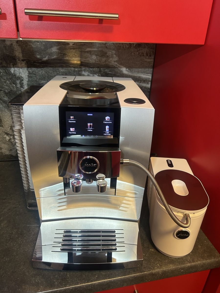 Jura Macchine per caffè & Macchine per espresso: Jura Z10 – Nuovo (secondo la descrizione) da Laax GR venduto da Iusti27 8