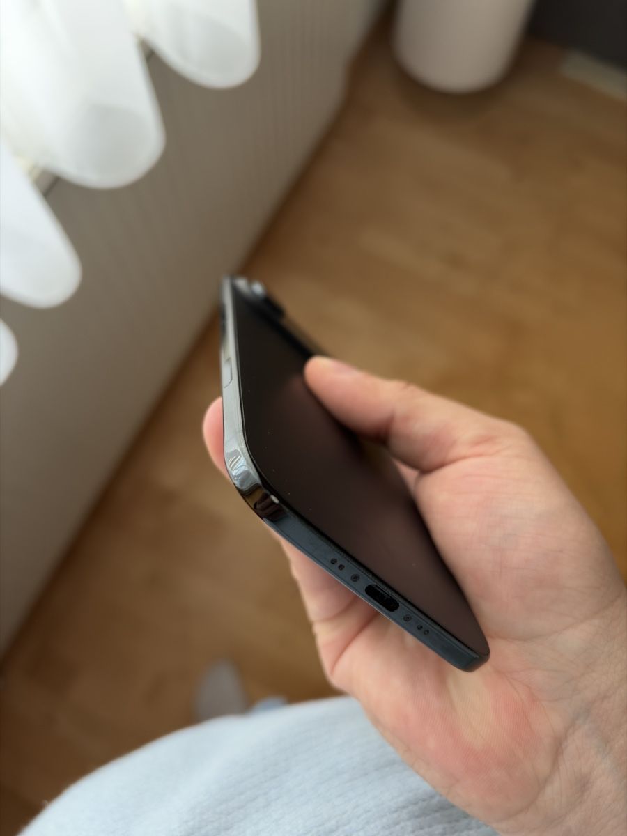 Apple Telefoni cellulari / Smartphones: IPhone Air 256 Gb Schwarz – Usato da Pratteln venduto da rcda 4