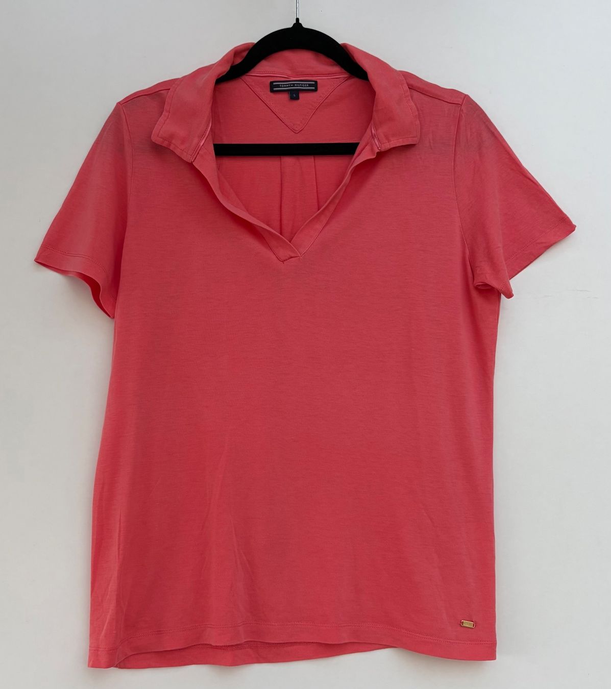 Tommy Hilfiger T-shirts: Tommy Hilfiger T-Shirt Gr.S – D'occasion à Unterägeri par Jutka_04