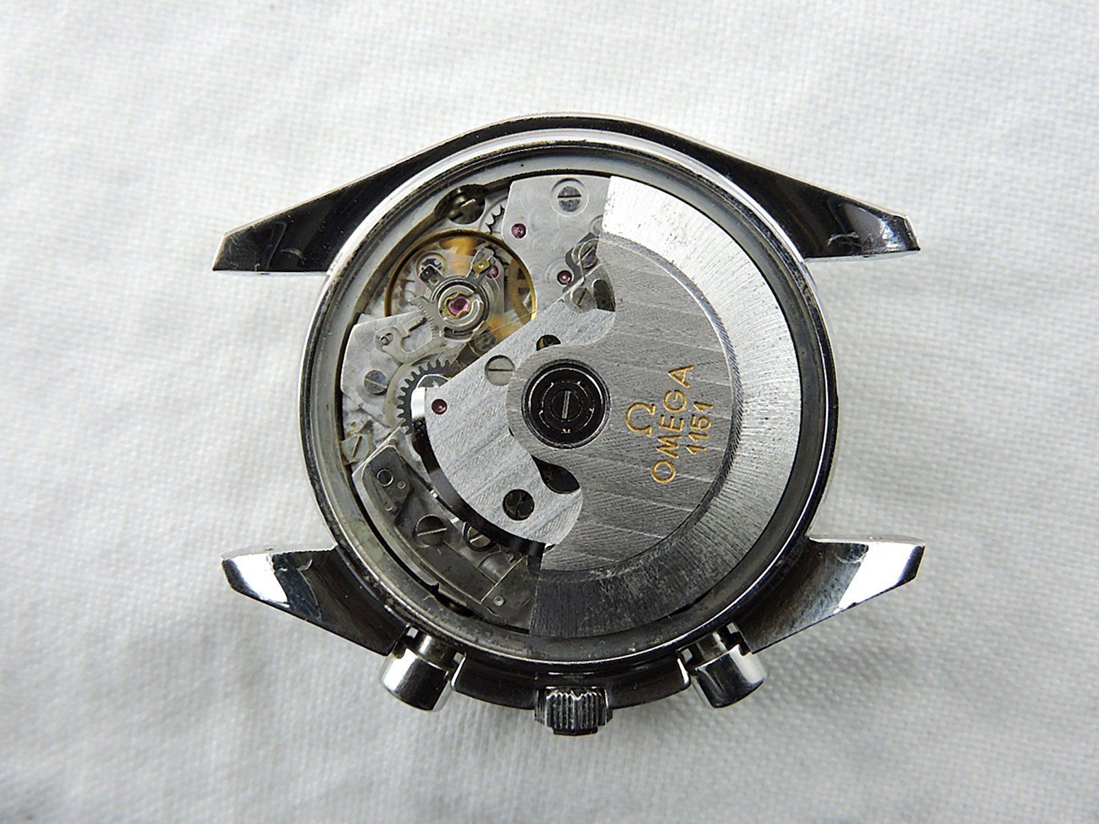 Omega Orologi: 1997 Omega Speedmaster Day-Date Chronograph - Serviced – Usato da Bern venduto da Vintage-Oyster 9