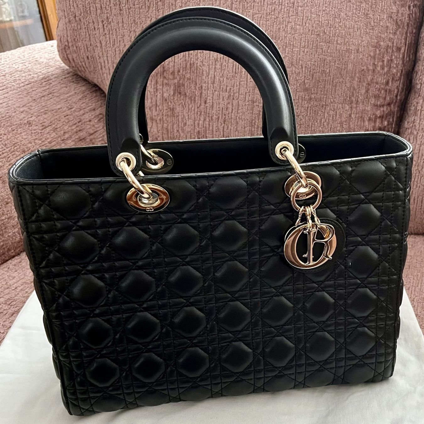 Dior Borse da donna: Dior Lady Dior gross – Nuovo (secondo la descrizione) da Wädenswil venduto da Mr2spock