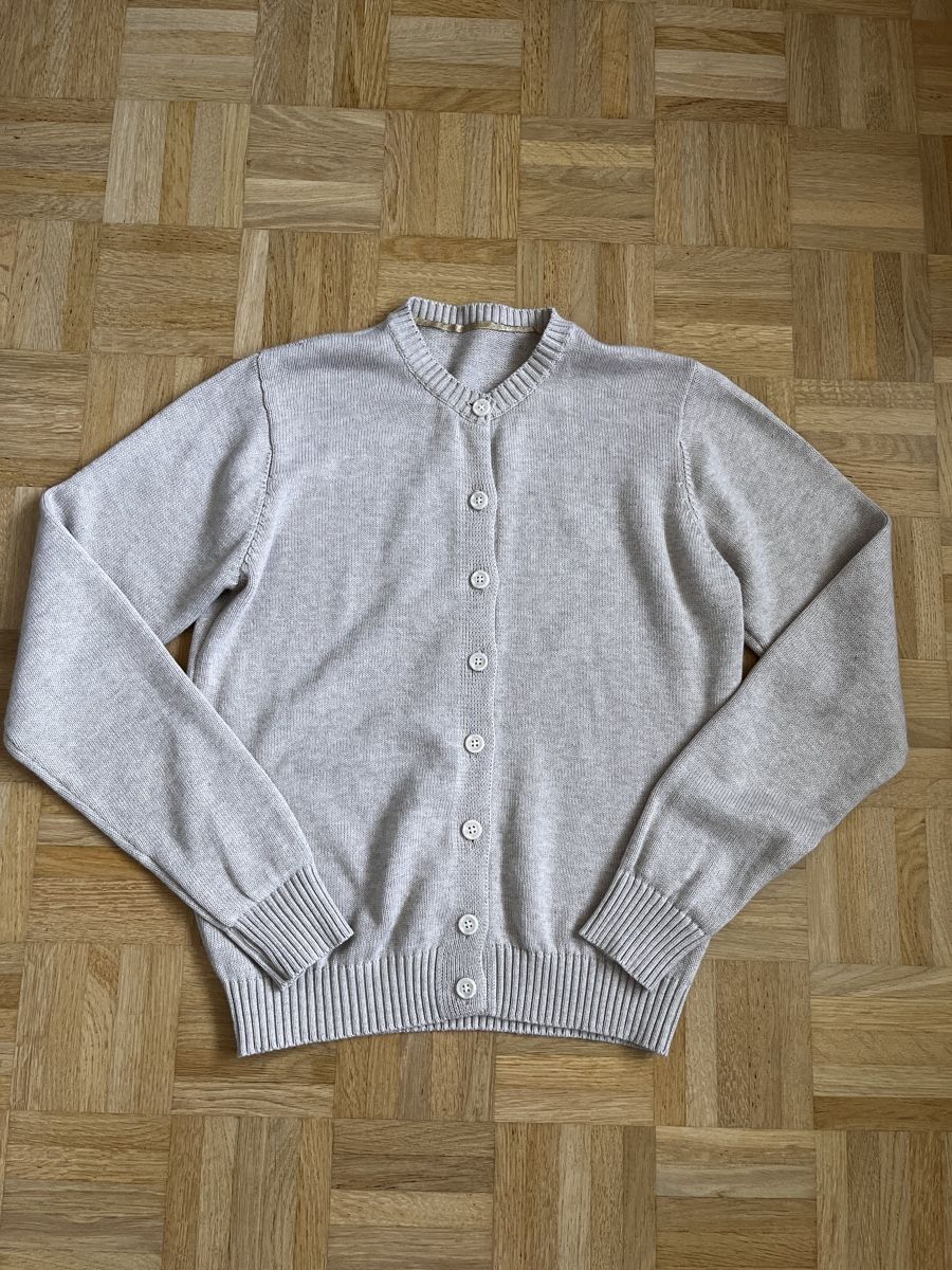 Brandy Melville Giacche: BRANDY Melville Strickjacke beige Gr. S – Usato da Zürich venduto da Kleanthy 3