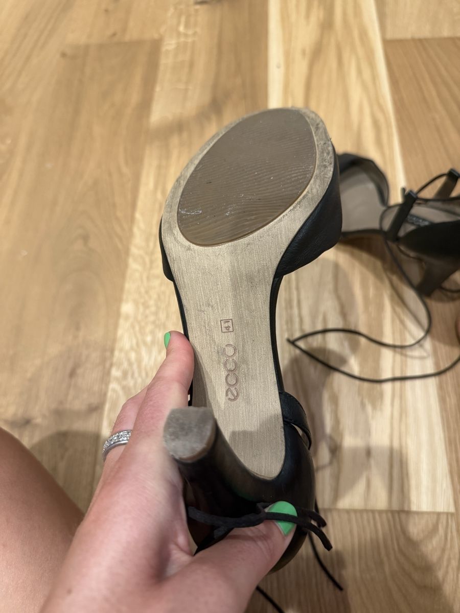 Scarpe da donna: Schuhe 41 – Usato da Dotzigen venduto da White_Warrior 9