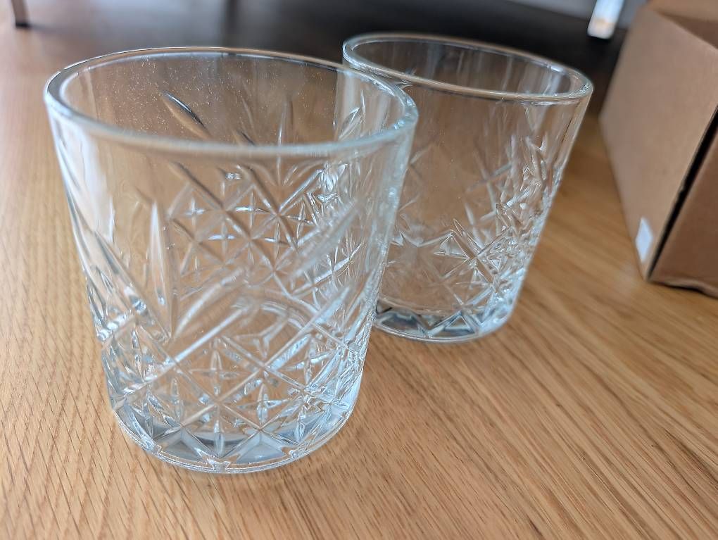 Gläser: 4xGin Gläser, Neu! Originalverpackt  – Gebraucht aus Luzern von Quy 1