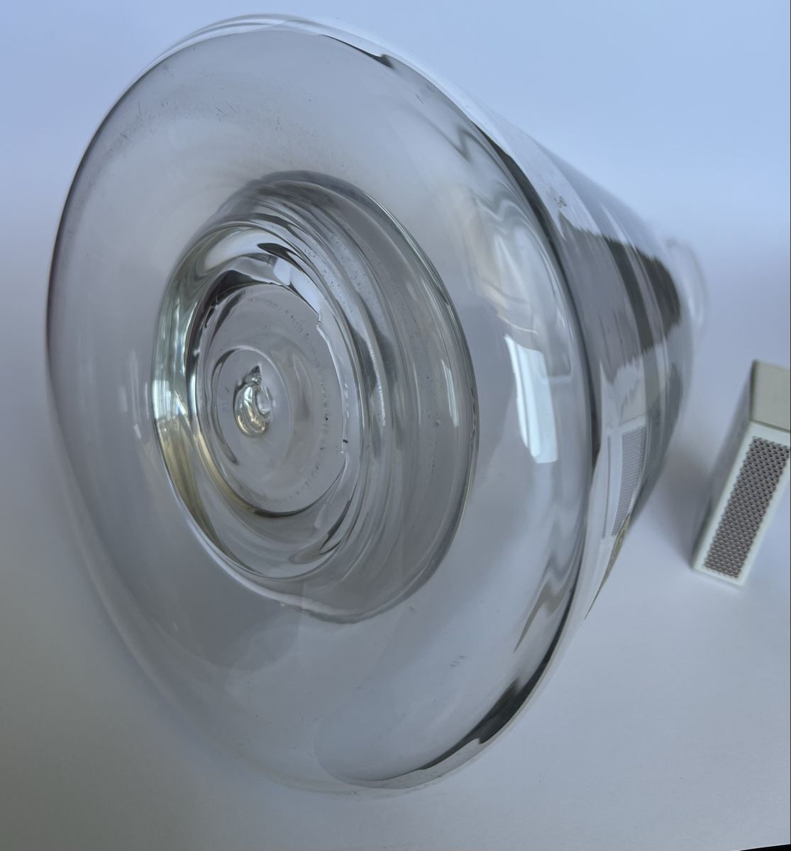 Glasi Hergiswil Caraffe: Design Dekantierkaraffe Glasi Hergiswil Robert Niederer – Nuovo (secondo la descrizione) da Oberhofen Thun'see venduto da SwissTreasure 5