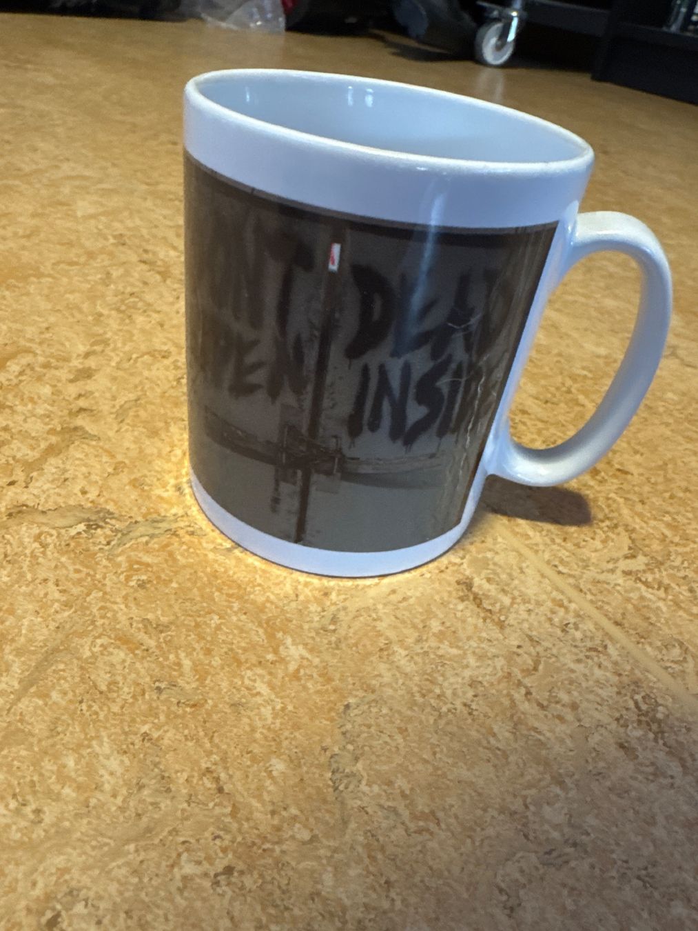 Tazze: Tasse The Walking Dead Don't Open Inside gebraucht – Usato da Oberuzwil venduto da NyuLucyShiro 1