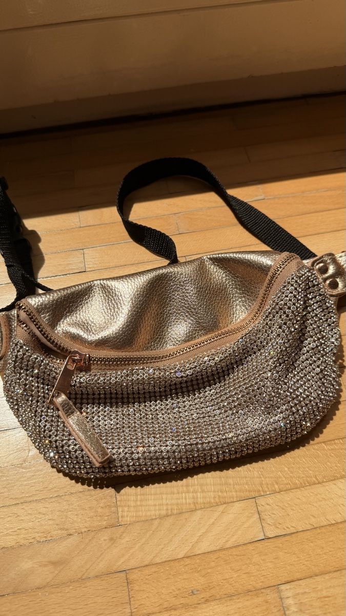 Borse da donna: Tasche Glimmer-Optik Rosegold – Usato da vaduz venduto da Vale_26