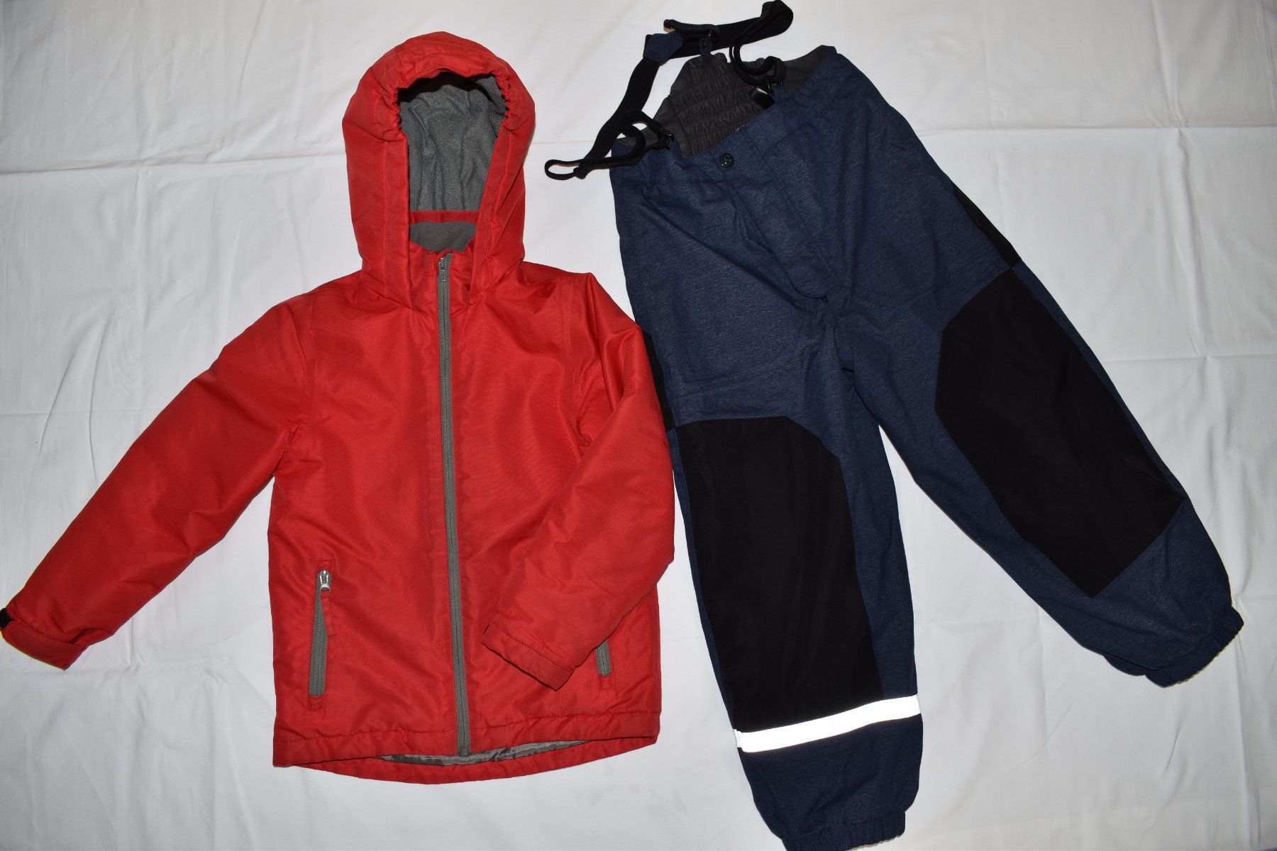Lotti & Set di vestiti: Jacke & Schneehose, Grösse 122 /128 – Usato da Speicher venduto da Indigoblau_3