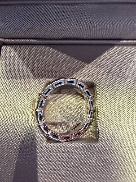 Bulgari Bagues: Anello Bulgari Serpenti Viper – D'occasion à Lugano par chi_b2m9