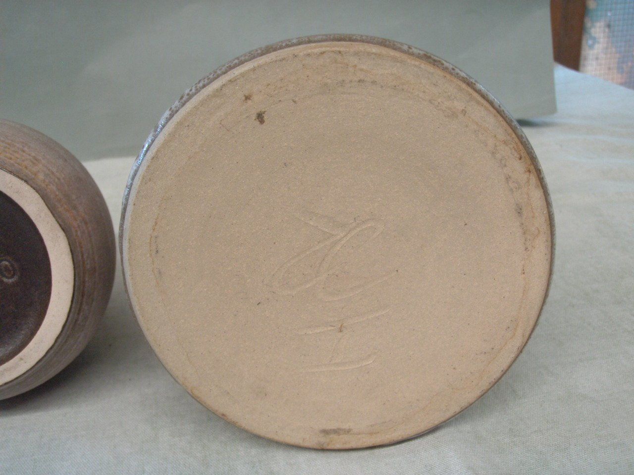 Vasi & Recipienti: Vasen-Konvolut in Erdfarben. – Usato da Rohrbach venduto da chri2009 1