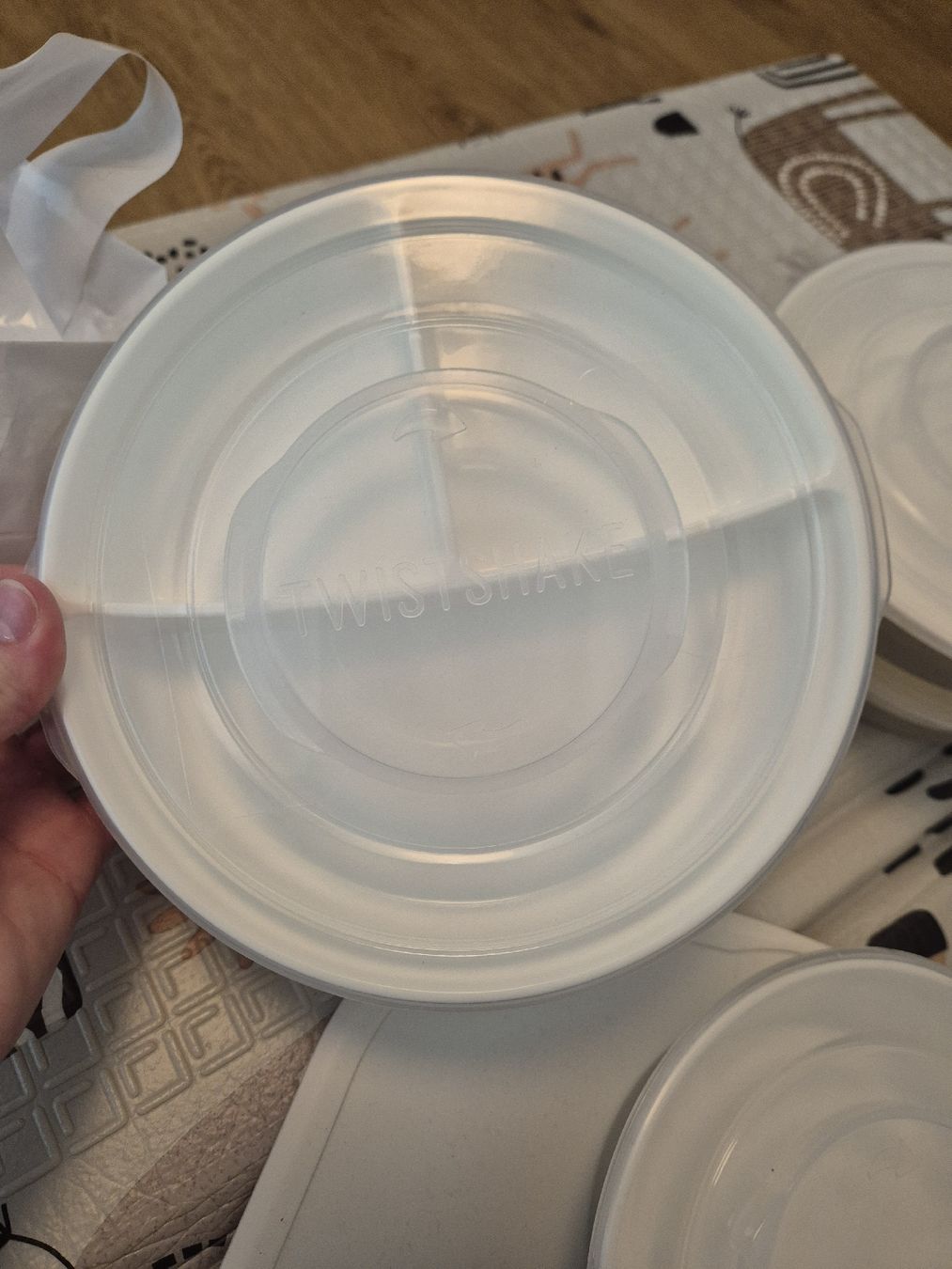 Piatti: Twistshake Kindergeschirr Teller & Deckel mit Matte NEU – Nuovo e nell'imballaggio originale da Staad SG venduto da cin_zqd2 3