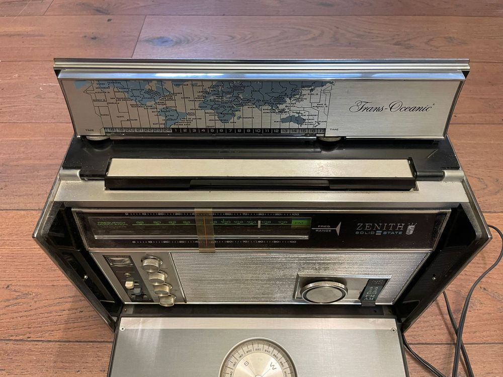 Manuale Di Servizio + Schemi Elettrici Per Radio Zenith Trans Oceanic Royal D7000 – Ristampa