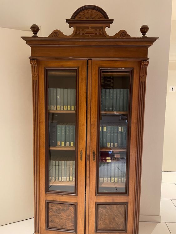 Bucherschrank Antik Mit Glasturen