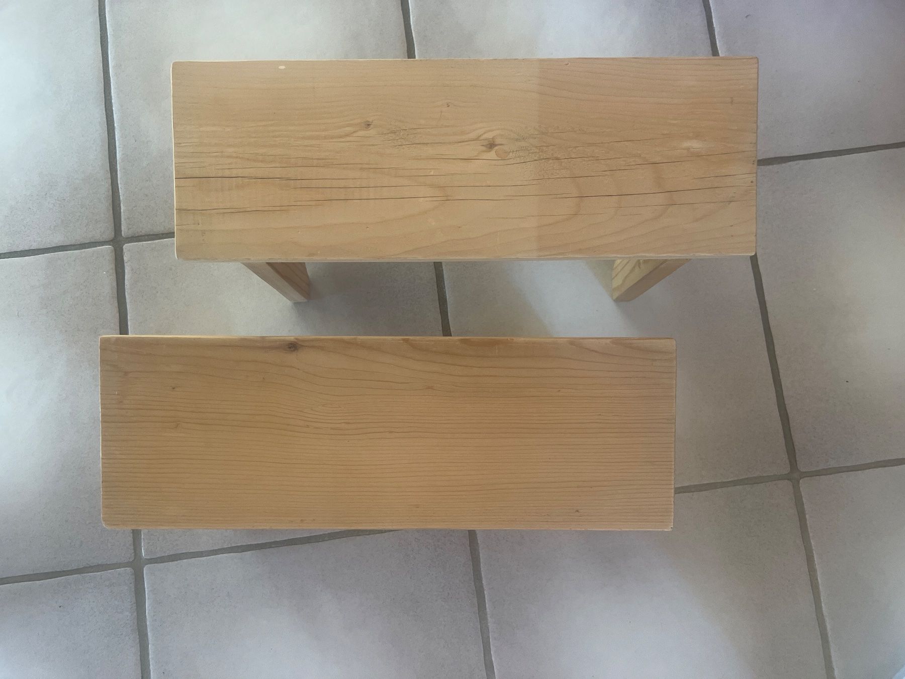 Bänke: 2 bancs de méditation – Gebraucht aus Lugnorre von jul_lnh6