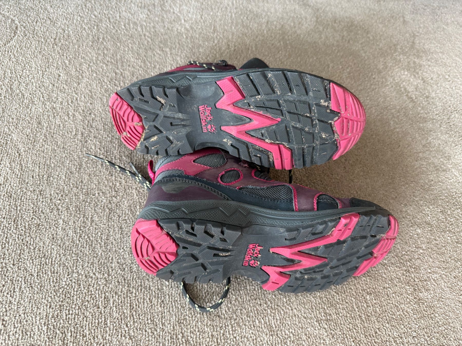 Jack Wolfskin Scarpe per ragazze: Wanderschuhe, Jack Wolfskin, Gr.35 – Usato da affoltern am albis venduto da taug 2