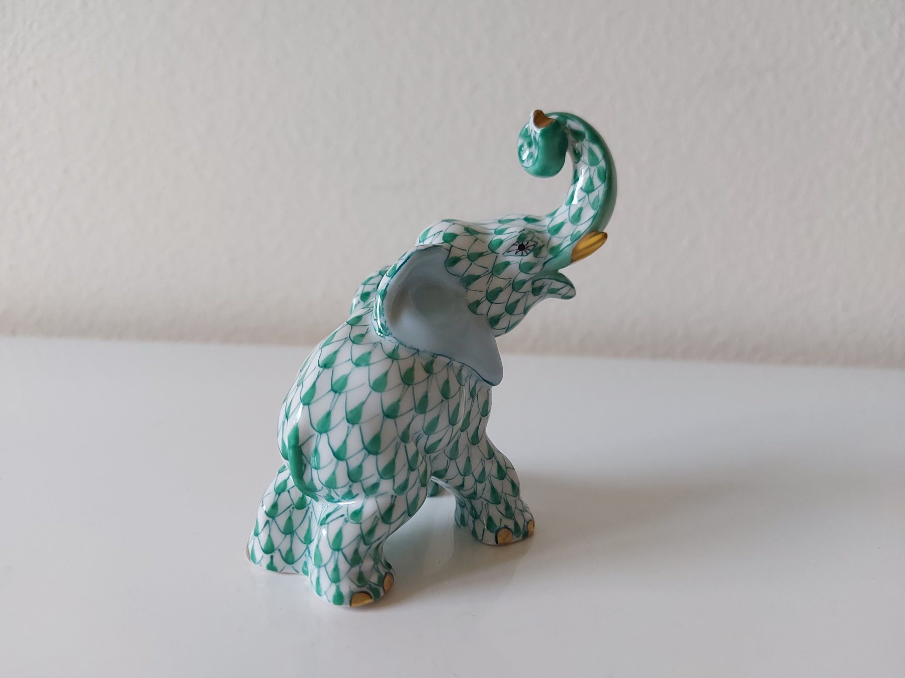 Herend Statuette: Herend  Hungary  Porzellan  Elefant  fishnet grün – Nuovo (secondo la descrizione) da Zürich venduto da Daniel517 3