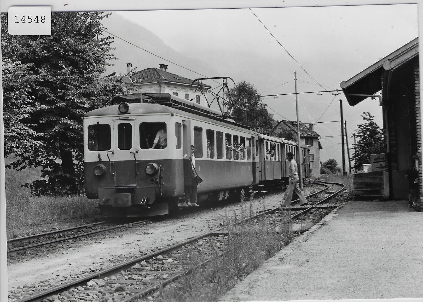 Trains électriques: Train pour Acquarossa a Dongio Bahn – Antique à Ettingen par Kartenplanet