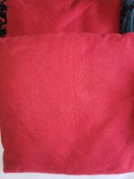 2x Kuschelige Kissen in Rot - Neu